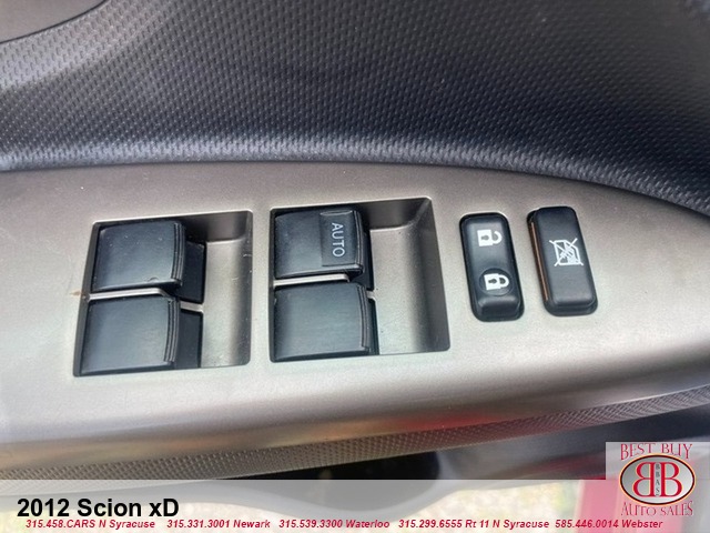027670TCl.jpg